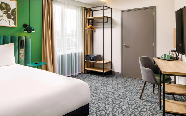 ibis Styles London Seven Kings (Opening November 2020)