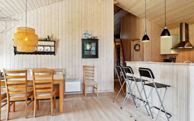 7 Person Holiday Home in Albaek