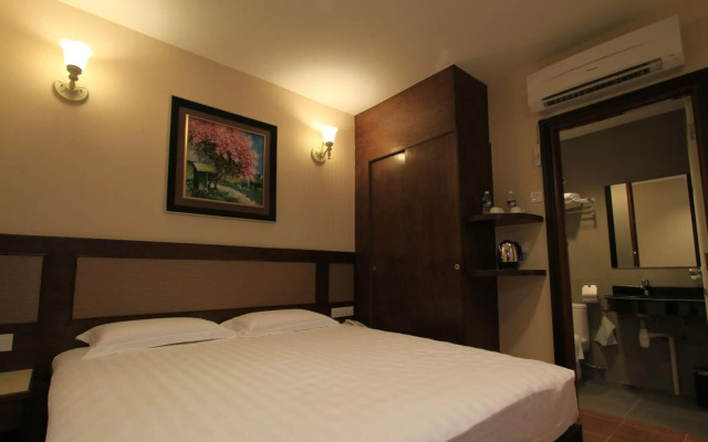 Ming Paragon Hotel
