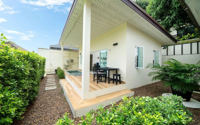 NaiHarn Private Oxavia Garden Bungalows