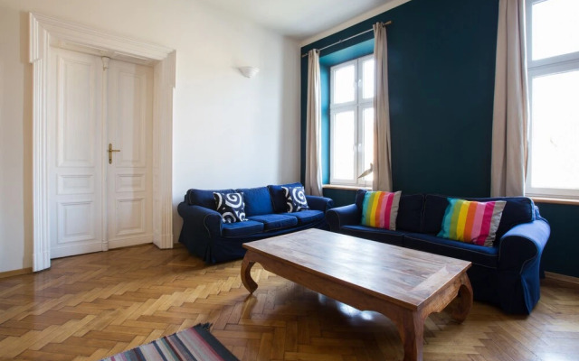 Stanislas Apartment