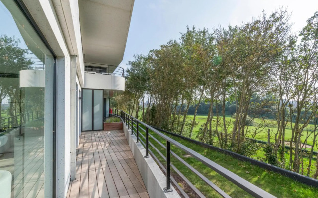 The Waves-Luxurious 3bedroom app w big terrace & garage