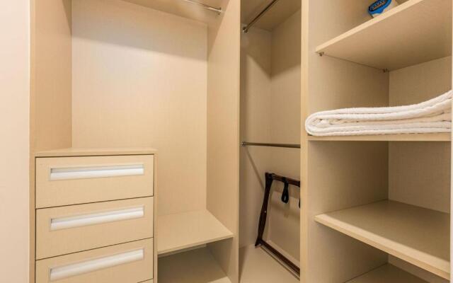 HH-Studio614s - Coastal beach Oceanfront Studio in Aruba