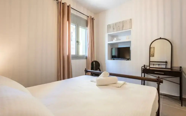 Filiatra Charming Urban Escape Your Cozy Retreat