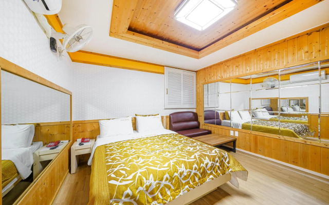 Gwangju Sinandong Nabiya Motel