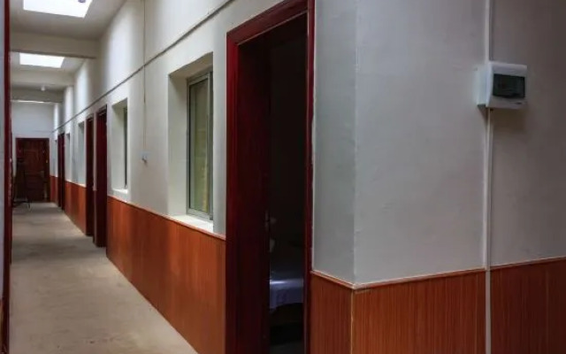 Wugongshan Jinding Hefeng Chinese Inn