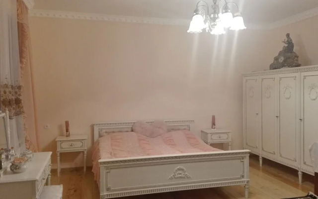 Sweet Home