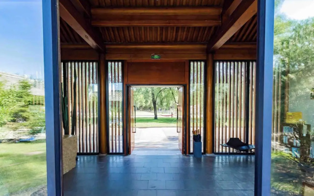 YiPiao Courtyard Hot Spring Resort Xiaotangshan Beijing