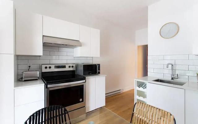 Urban Gem in Le Plateau
