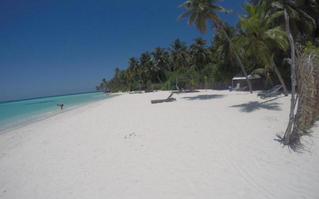 Origami Inn Himandhoo