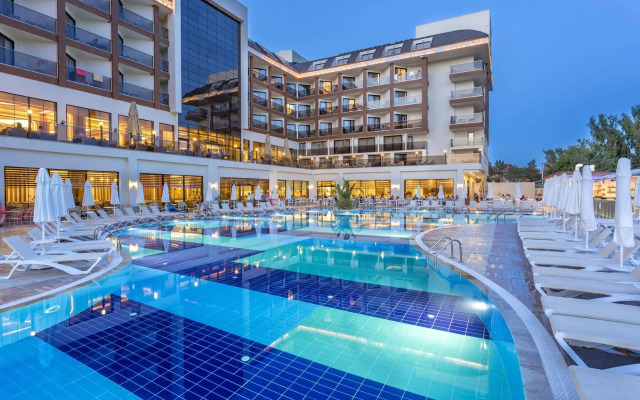 Glamour Resort & Spa - All Inclusive