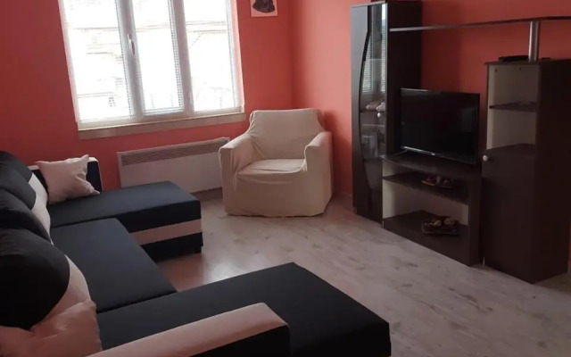 Viktoria House