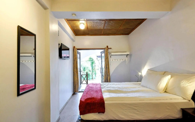 Nirvana Beach Resort