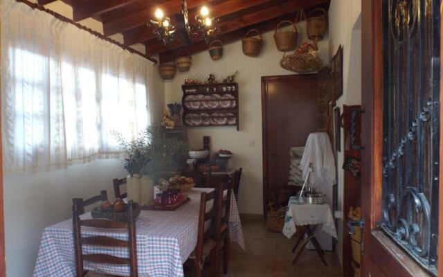 The Pomegranate's House