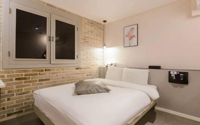 Stay Inn Hotel