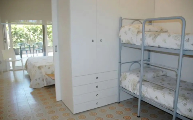 Comfortable Flat by the Beach