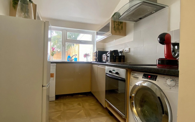 House Near Cardiff City Centre