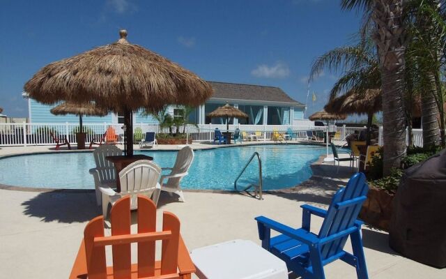 Admirals Quarters 103PB