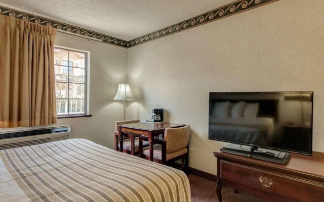 Comfort Inn