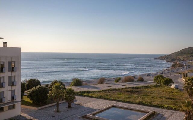 Marginal Oceanica Apartment