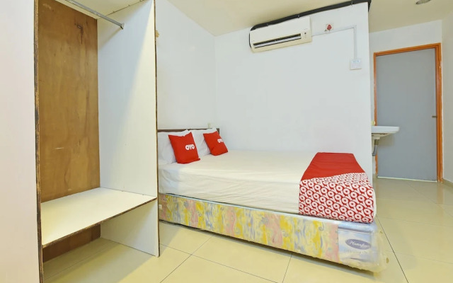 OYO 90494 Sam Huat Hotel