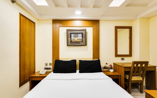 Super Townhouse Oak Alandur Near Chennai Airport Formerly Vijay Park