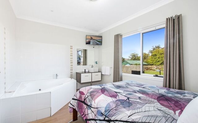 Huskisson Holiday Motel Cabins