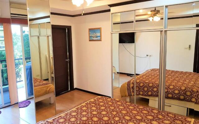 Pratumnak 1 bed Condo With sea View