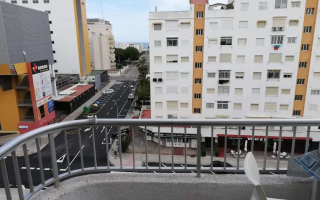 1.parque VI Bl.a Esc.i 6º Dcha