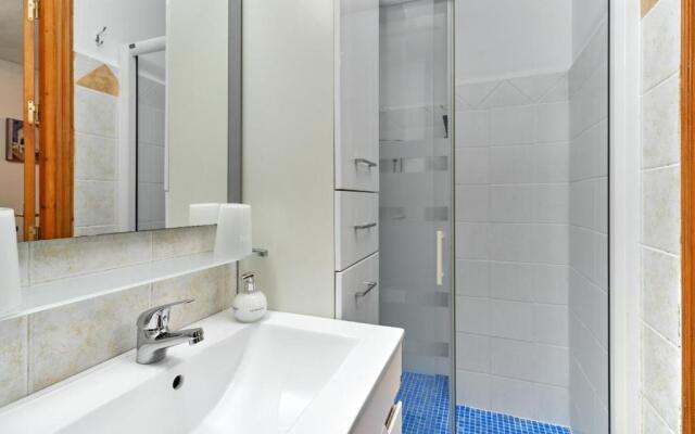 Apartment 250 M from the beach