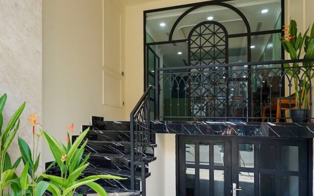 Sazi Hotel - Bui Thi Xuan
