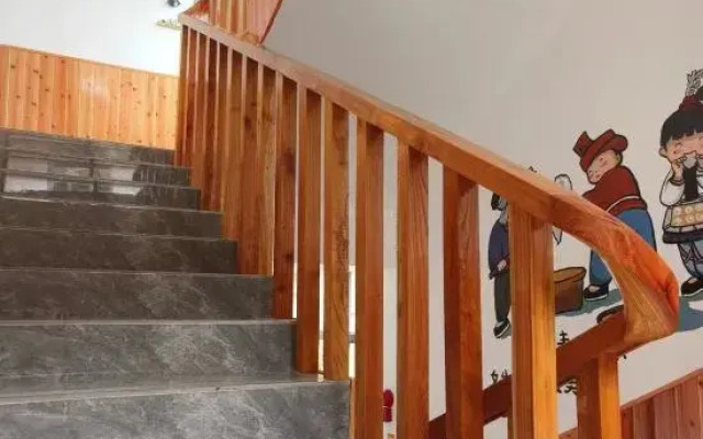 Zhaoxing Dongzhai Banshan Yunju Boutique Homestay