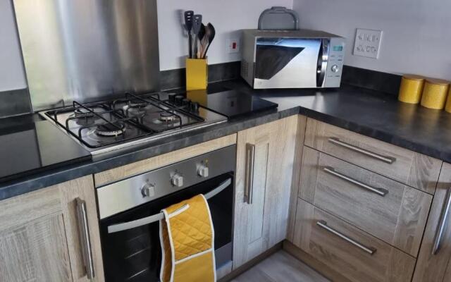 Luxurious 2 Bedroom Flat Ashford