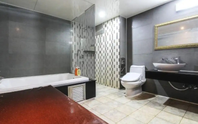Luce Hotel