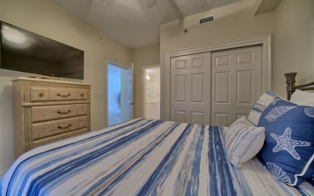 Marvelous Condo with Beachside Pool and Free Poolside WiFi - Unit 0902 by RedAwning