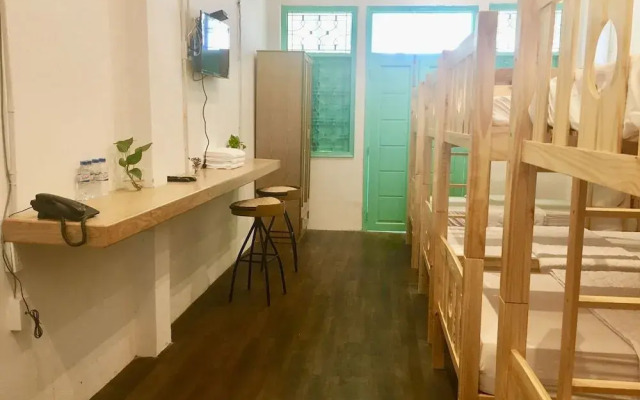 Queen Boutique Hotel - Hostel