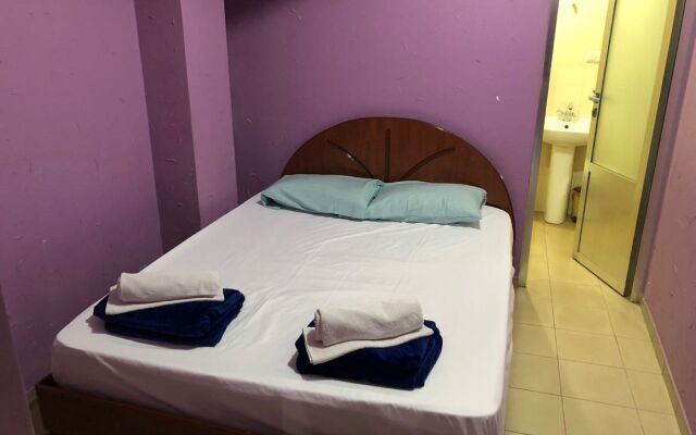 All Seasons Hostel by HOSTELANDTOURS