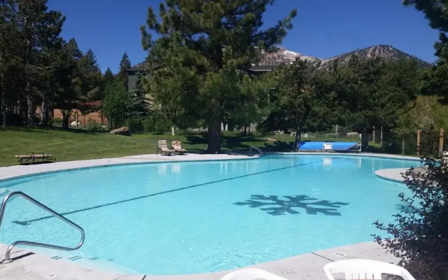 Snowcreek Resort