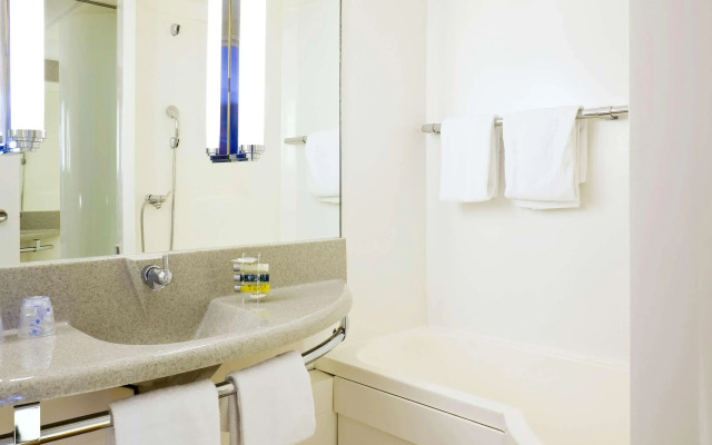 Отель Novotel Paris Est Centre De Conference