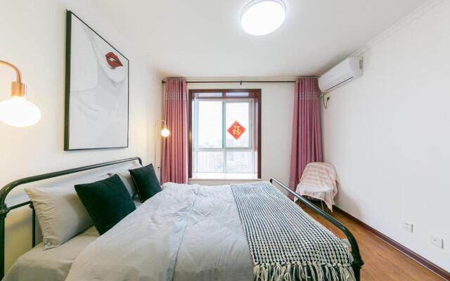 Xi’an NewTown·North Passenger Station· Locals Apartment 00125860