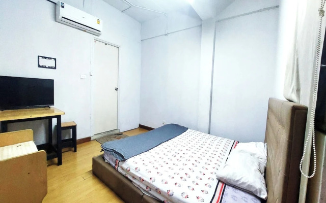 Sukhum Sukhumvit-Onnut Guest House