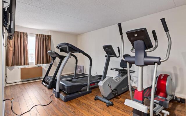 Airport Travellers Inn