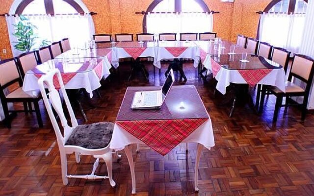 Altus Express Hotel
