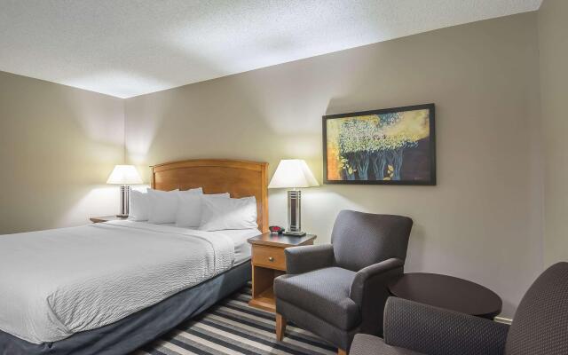 Quality Inn West Edmonton