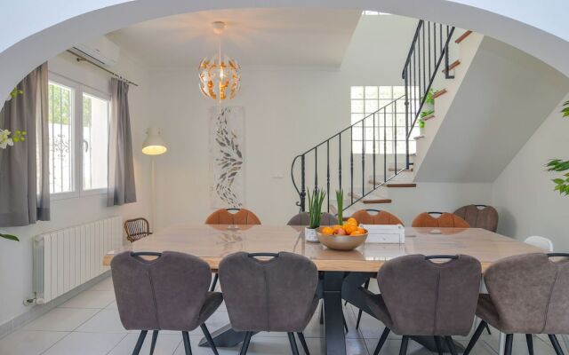 Tranquil Holiday Home in Moraira With Private Pool
