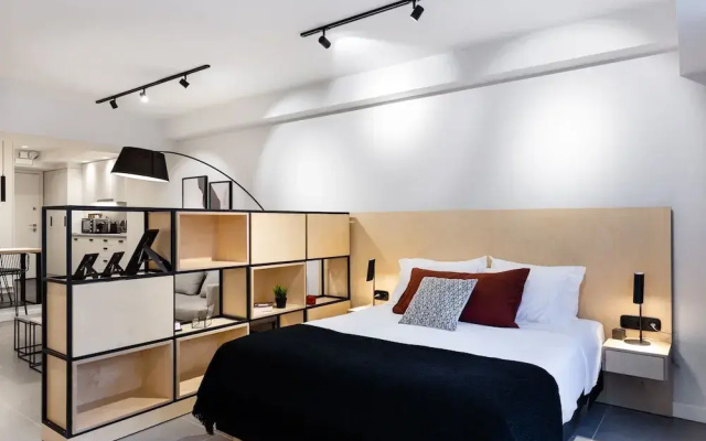 UPSTREET Ermou Elegant Apartments
