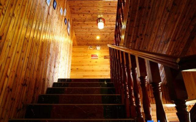 Xiangjing Hotel (Longsheng Longji Terrace)