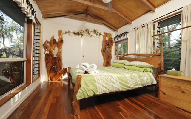 Uluramaya Retreat Cabins
