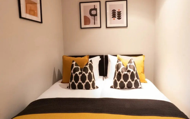 Modern Luxury 2 Bed Apartment