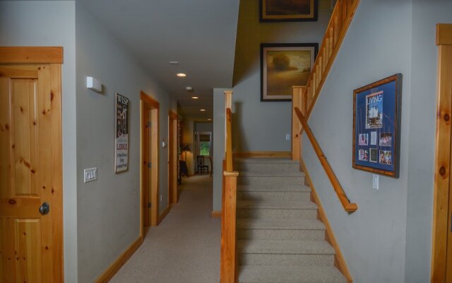 All Seasons Pass 4 Bedroom House